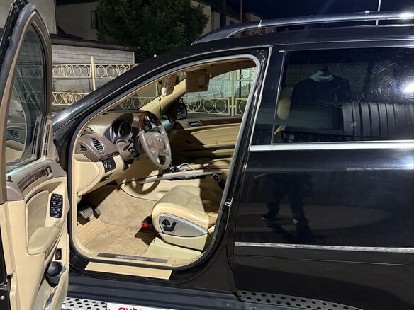 2008 Mercedes-Benz GL-Класс 500 I (X164), чёрный, 1500000 рублей - вид 8