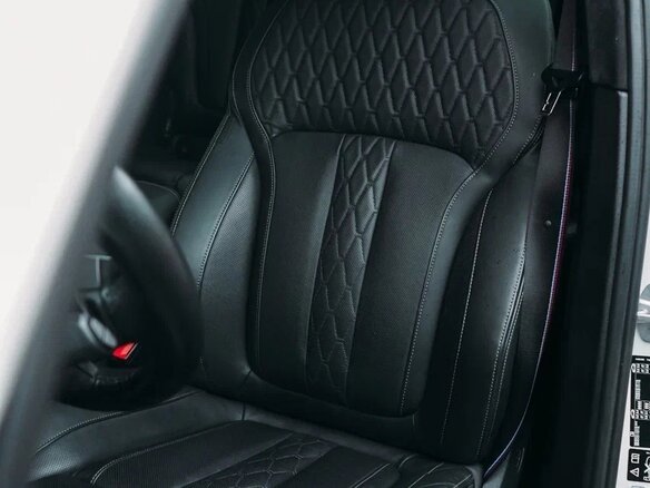 2022 BMW X7 40d I (G07) Рестайлинг, белый, 12500000 рублей - вид 13