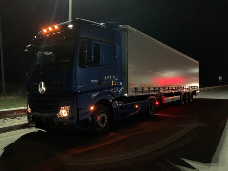 2019 Mercedes-Benz Actros, синий, 7500000 рублей, вид 3