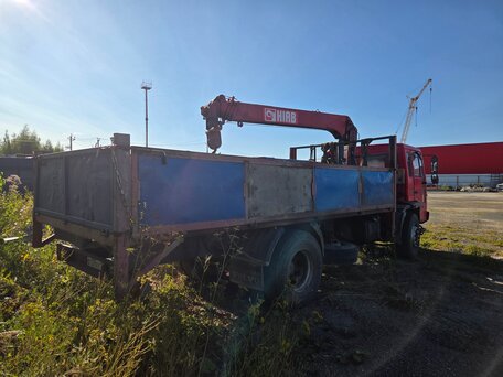 2004 Volvo FL, красный, 4150000 рублей, вид 3