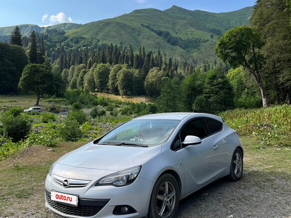 2012 Opel Astra GTC J Рестайлинг, белый, 850000 рублей - вид 4