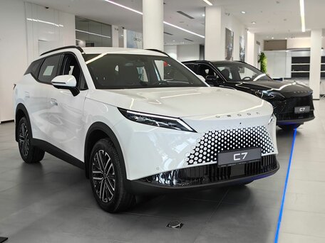 2026 Omoda C7, белый, 3099000 рублей, вид 2