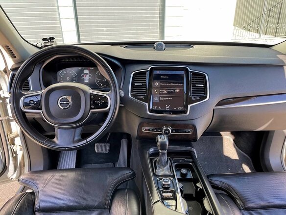 2016 Volvo XC90 II, серебристый, 3350000 рублей - вид 9