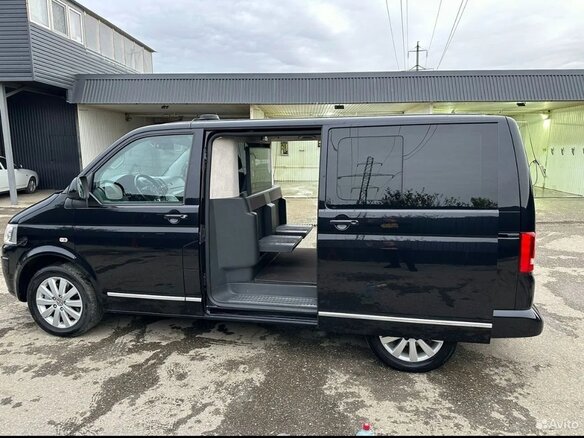 2012 Volkswagen Multivan T5 Рестайлинг, чёрный, 2750000 рублей - вид 5