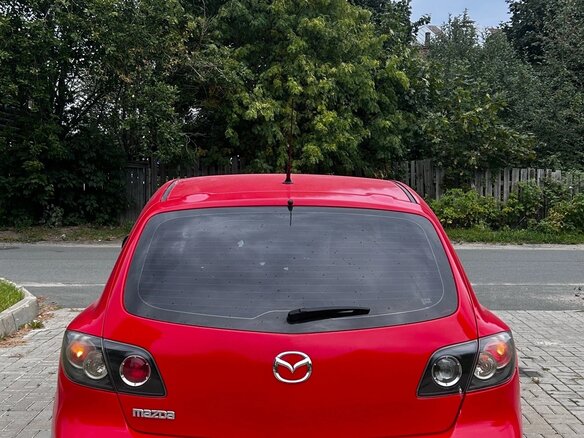 2006 Mazda 3 I (BK) Рестайлинг, красный - вид 2