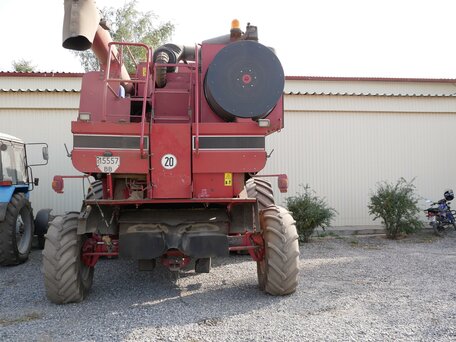 2001 Case IH Axial-Flow, красный, 6000000 рублей, вид 3