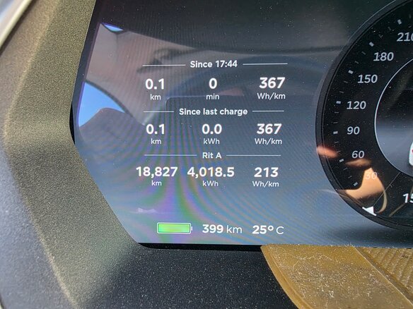 2014 Tesla Model S S85 I, серебристый, 2200000 рублей - вид 11