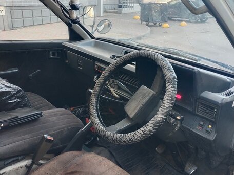 1991 Toyota LiteAce, белый, 450000 рублей, вид 2