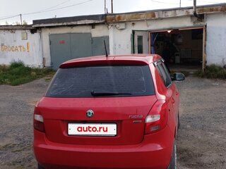 2013 Skoda Fabia II Рестайлинг, красный, 450000 рублей, вид 4