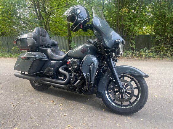 2019 Harley-Davidson Electra Glide, серый, 2200000 рублей