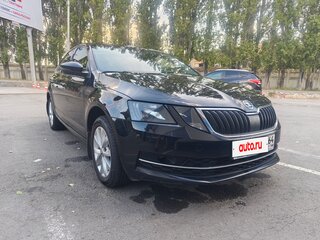 2017 Skoda Octavia III (A7), чёрный, 1490000 рублей, вид 2