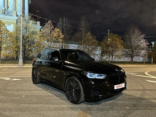 2021 BMW X5 40d IV (G05/G18), чёрный, 9950000 рублей, вид 2