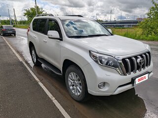 2017 Toyota Land Cruiser Prado 150 Series Рестайлинг 1, белый, 5050000 рублей, вид 3