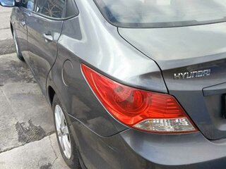 2013 Hyundai Solaris I, чёрный, 850000 рублей, вид 5