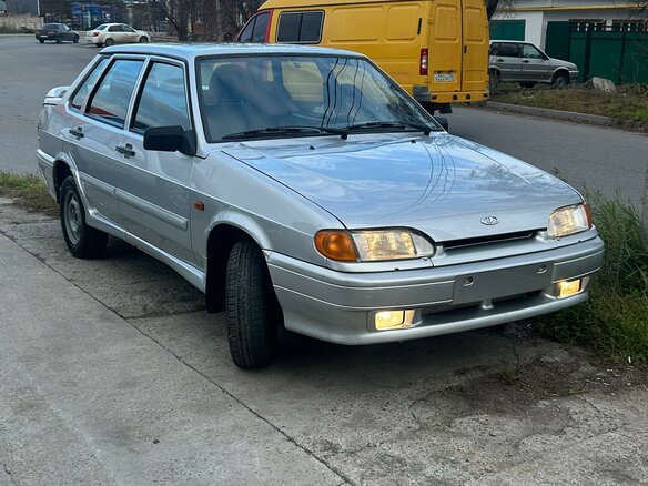 2009 Lada (ВАЗ) 2115, серебристый, 455000 рублей - вид 3