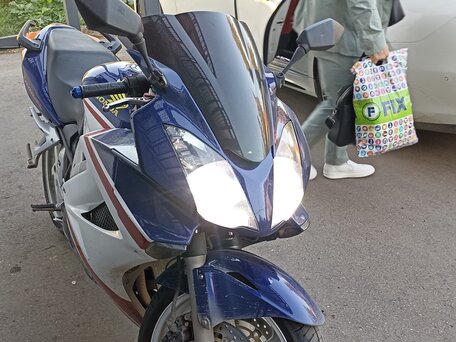 2006 Honda VFR 800, синий, 425000 рублей, вид 3
