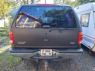 2001 Ford Expedition I, чёрный, 750000 рублей, вид 3