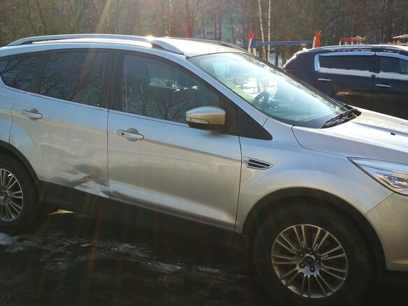 2013 Ford Kuga II, серебристый, 1220000 рублей - вид 2