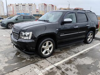2011 Chevrolet Tahoe 6AT III, чёрный, 2100000 рублей, вид 2