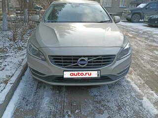 2017 Volvo S60 II Рестайлинг, золотистый, 650000 рублей, вид 1