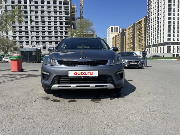 2020 Kia Rio X-Line IV, серый, 1500000 рублей - вид 1