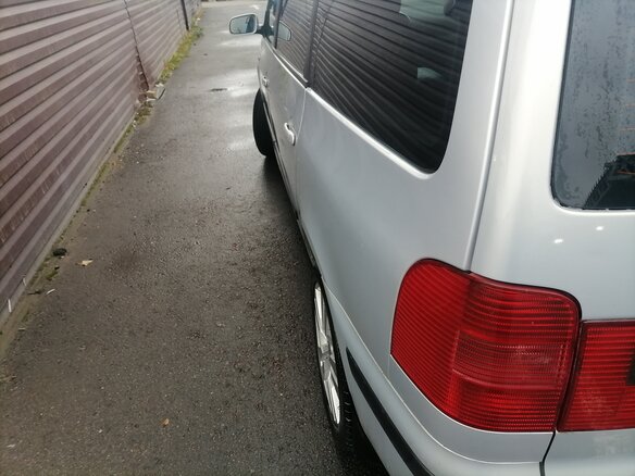 2001 Volkswagen Sharan I Рестайлинг, белый, 695000 рублей - вид 10