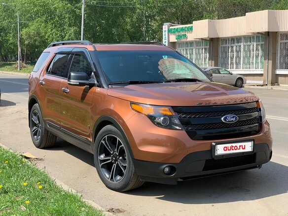 2013 Ford Explorer Sport V, оранжевый, 2300000 рублей - вид 1