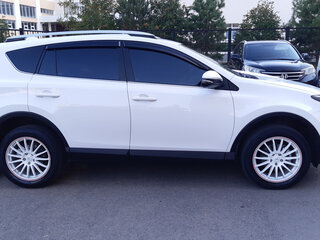 2019 Toyota RAV4 IV (XA40) Рестайлинг, белый, 3450000 рублей, вид 4