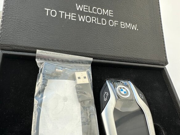 2023 BMW X4 20i II (G02) Рестайлинг, чёрный, 7250000 рублей - вид 34