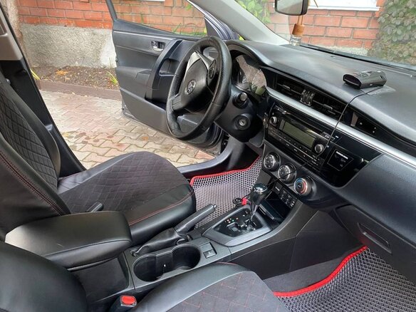 2014 Toyota Corolla XI (E160, E170, E180), серый, 1050000 рублей - вид 8