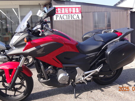 2013 Honda NC 700X, красный, 630000 рублей, вид 1