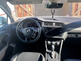 2020 Volkswagen Tiguan Allspace II, белый, 2700000 рублей, вид 5
