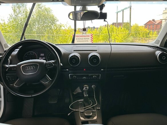 2014 Audi A3 III (8V), белый, 1500000 рублей - вид 9