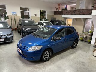 2011 Toyota Auris I Рестайлинг, синий, 1210000 рублей, вид 1