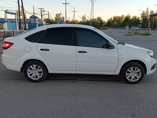 2021 Lada (ВАЗ) Granta I Рестайлинг, белый, 860000 рублей, вид 2