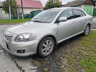 2007 Toyota Avensis II Рестайлинг, серебристый, 850000 рублей, вид 1