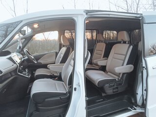 2019 Nissan Serena V (C27) Рестайлинг, белый, 2000000 рублей, вид 5