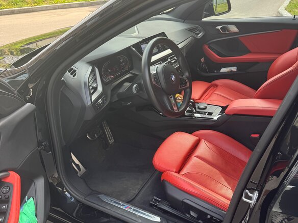 2021 BMW 1 серии 120i III (F40), чёрный, 3850000 рублей - вид 6