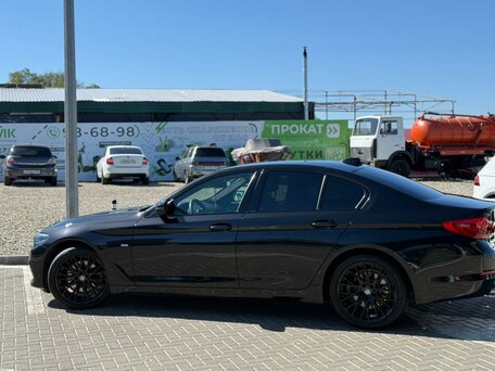 2017 BMW 5 серии 520d VII (G30/G31/G38), чёрный, 2700000 рублей, вид 2