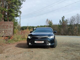 2015 Toyota Camry VII (XV50) Рестайлинг, серый, 1900000 рублей, вид 4