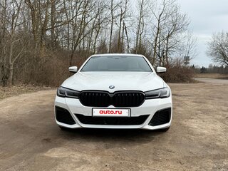 2020 BMW 5 серии 540i VII (G30/G31/G38) Рестайлинг, белый, 4500000 рублей, вид 2