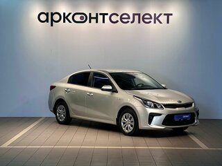 2019 Kia Rio IV, бежевый, 1521000 рублей, вид 3