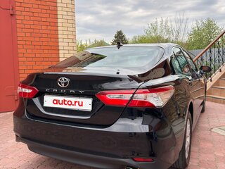 2018 Toyota Camry VIII (XV70), чёрный, 3200000 рублей, вид 3
