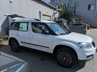 2016 Skoda Yeti I Рестайлинг, белый, 1100000 рублей, вид 2