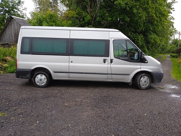 2010 Ford Transit, серебристый, 2000000 рублей - вид 9