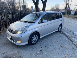 2004 Toyota ISis I, серый, 950000 рублей, вид 1