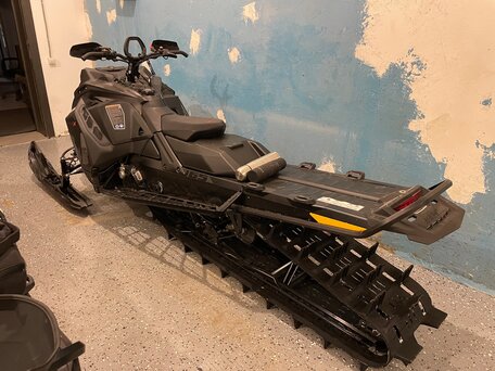 2021 BRP Ski-Doo Summit 850, чёрный, 2000000 рублей, вид 3