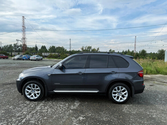 2012 BMW X5 30d II (E70) Рестайлинг, серый, 2500000 рублей - вид 5