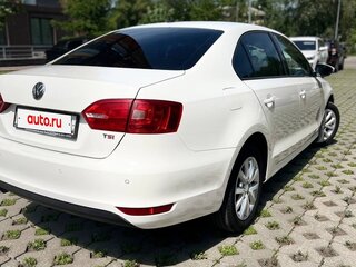 2011 Volkswagen Jetta VI, белый, 799000 рублей, вид 3