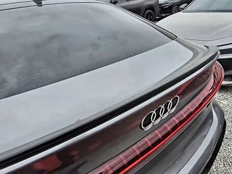 2026 Audi A5 L Sportback III (B10), серый, 5960000 рублей, вид 4